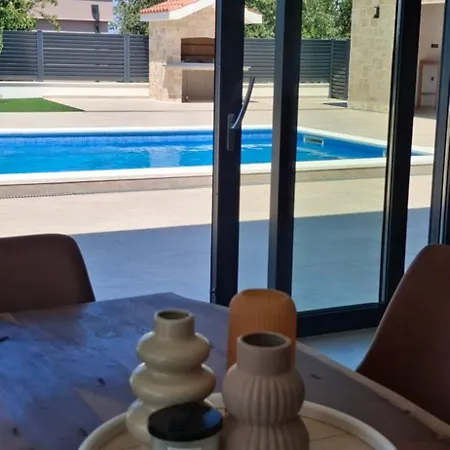 Villa Karla Luxury Pool Villa Near Sibenik & Krka Konjevrate